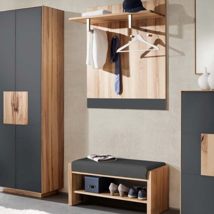 Gradel | Domus | 3385 | Wandgarderobe mit Glaseinsatz | 88x106x36 | Kernbuche | Glas anthrazit satiniert