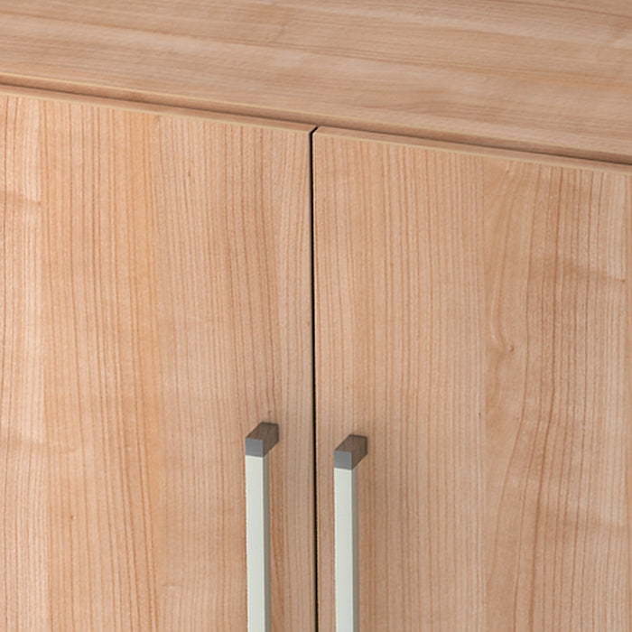 Hammerbacher | Schrank 3OH mit Sockelbl. CE Nussbaum / Nussbaum