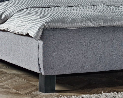 BED BOX | 2010 | Polsterbett im Boxspring-Look